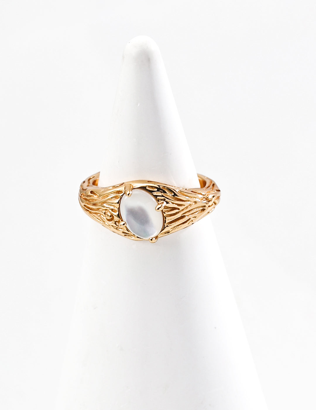 Vintage Fashion Mother of Pearl Rings
